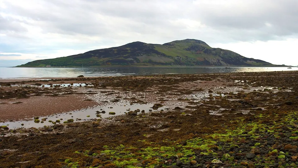 Isle of Arran destination photo: Lamlash bay and the Holy Isle, Arran