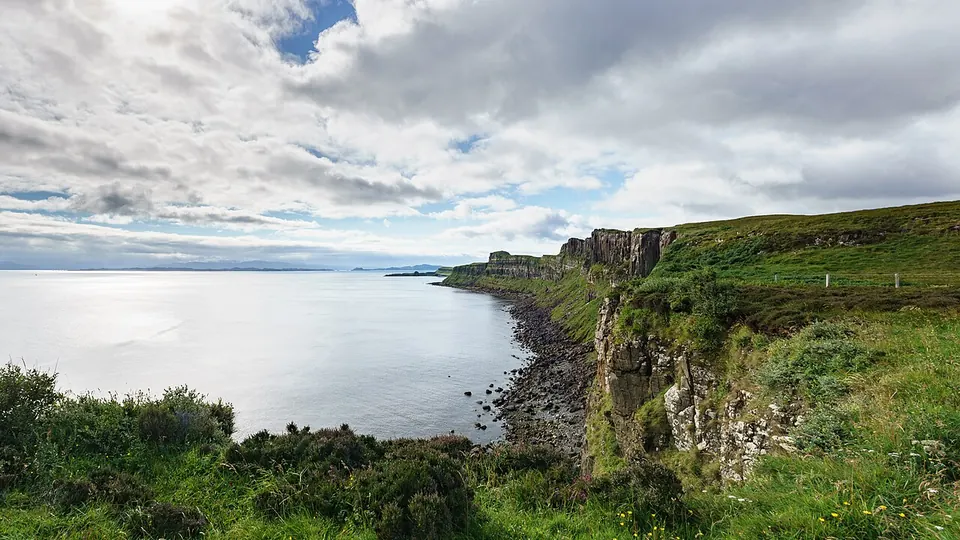Isle of Skye destination photo: Ellishadder coastline, Isle of Skye