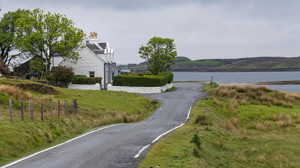 Isle of Skye destination photo: Isle of Skye - at Loch Erghallan (2013)