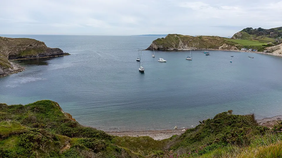 Jurassic Coast destination photo: Lulworth Cove-44