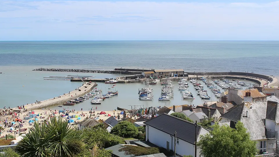 Jurassic Coast destination photo: Lyme Regis Harbour 2015