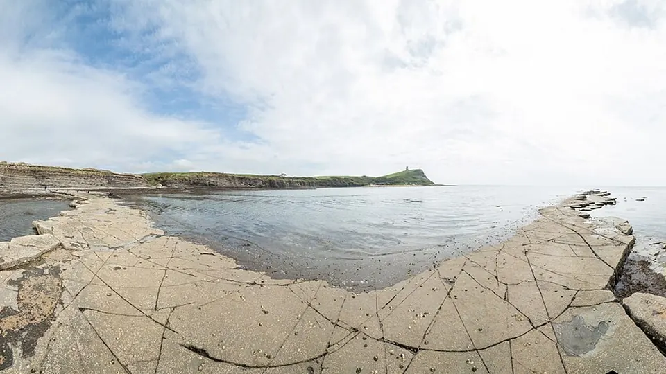 Jurassic Coast destination photo: Kimmeridge Bay Pano, Dorset, UK - May 2012