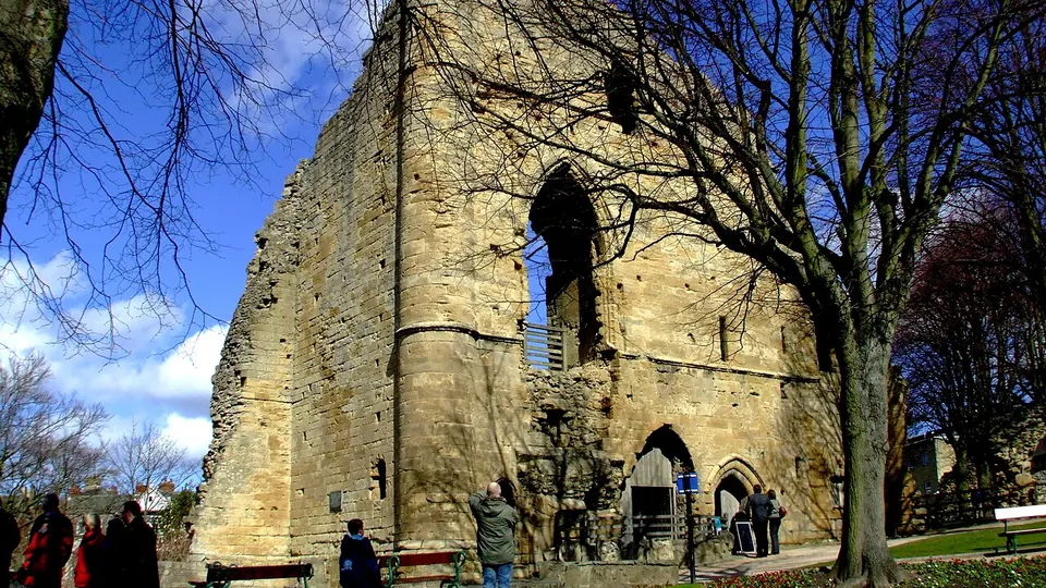 Knaresborough destination photo: Knaresborough Castle ruins