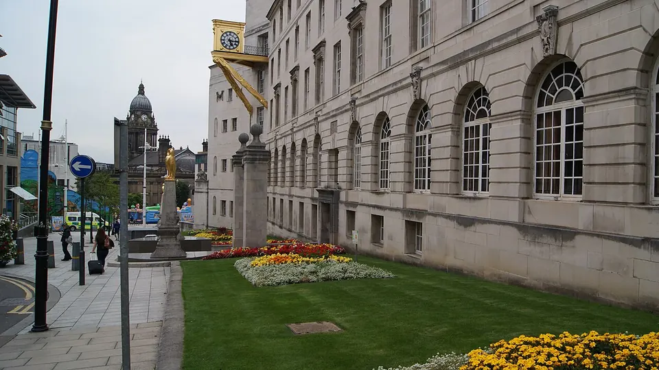 Leeds destination photo: Leeds Civic Hall (25th August 2017) 004