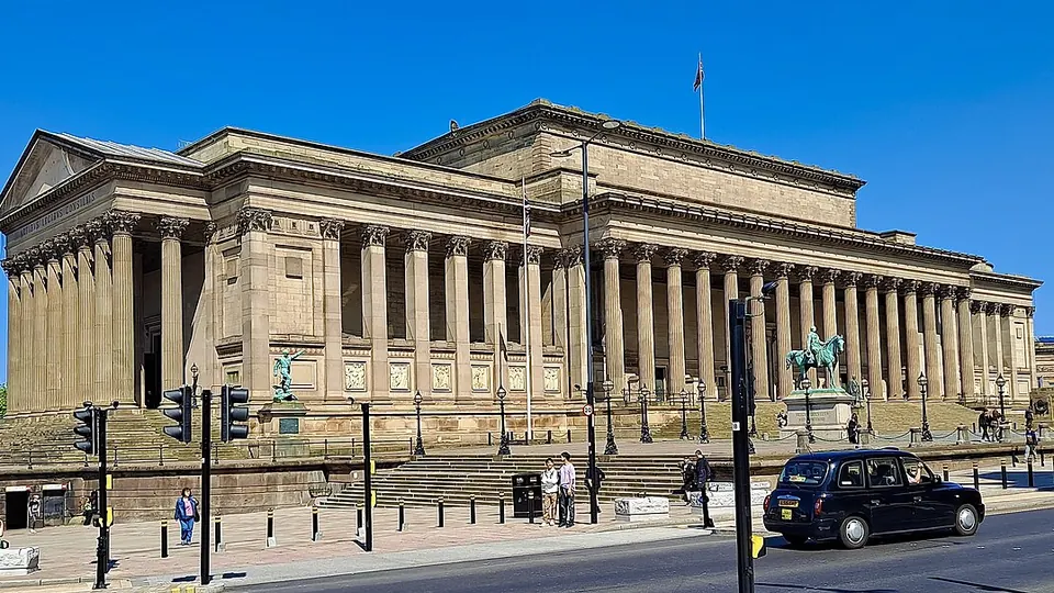 Liverpool destination photo: St George's Hall, Liverpool (2023) (2)