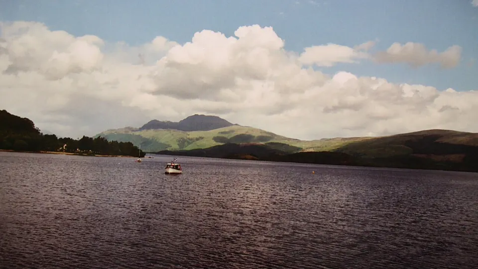 Loch Lomond destination photo: Loch Lomond, Scotland (9816033124)