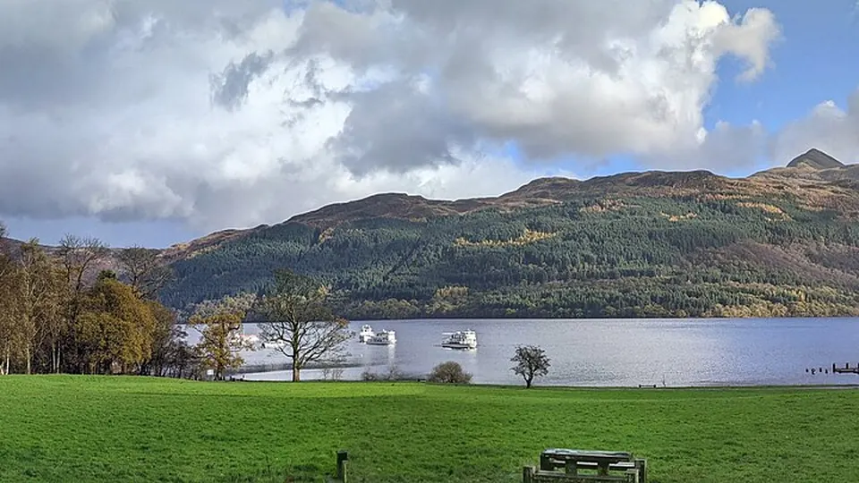Loch Lomond destination photo: Loch Lomond, near Tarbet