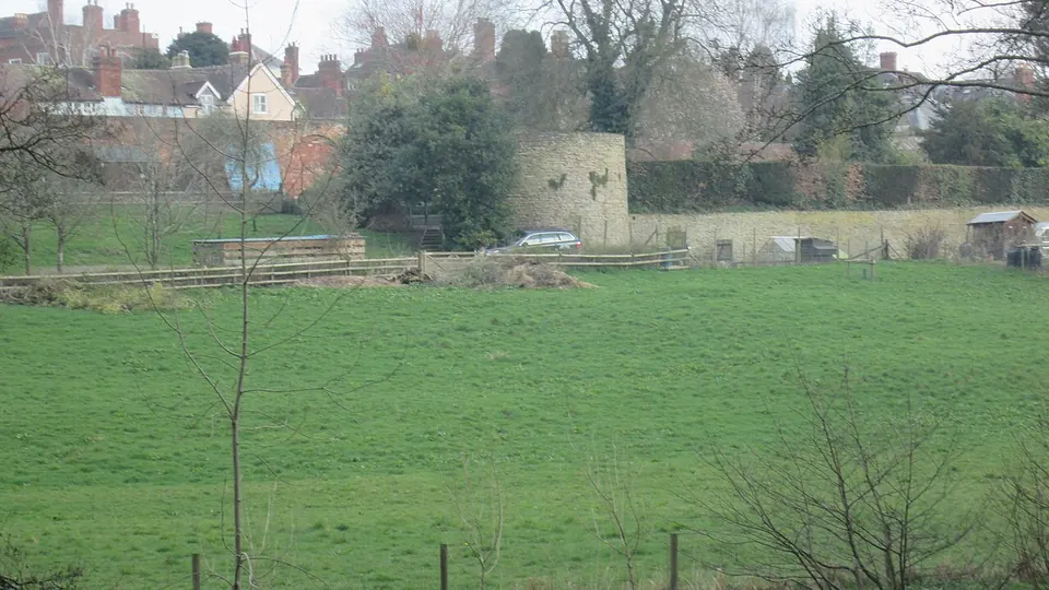 Ludlow destination photo: Ludlow Town Walls south of Camp Lane