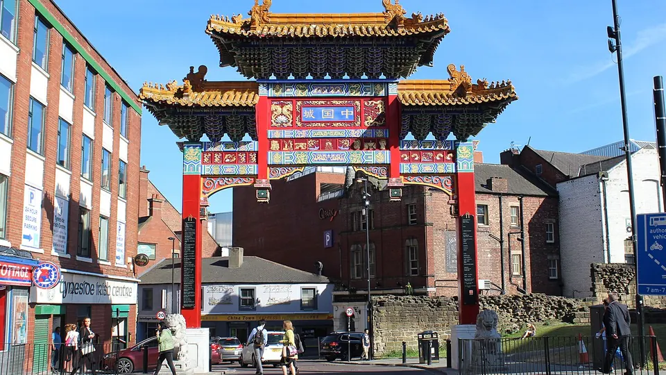 Newcastle destination photo: Porte Chinatown Newcastle Tyne 5