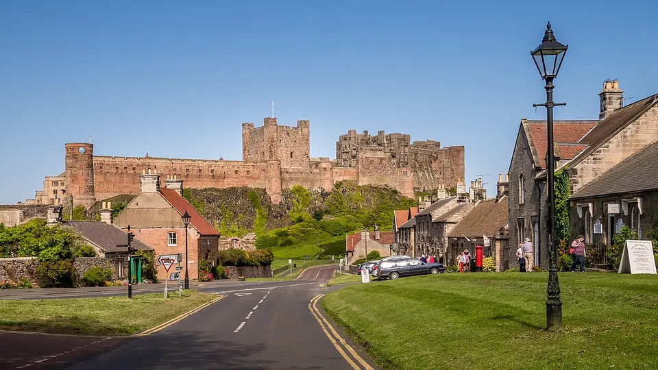 Northumberland and Bamburgh destination photo: Bamburgh Castle - 27217397836