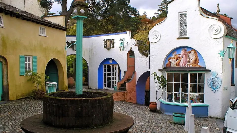 Portmeirion destination photo: Portmeirionsquare