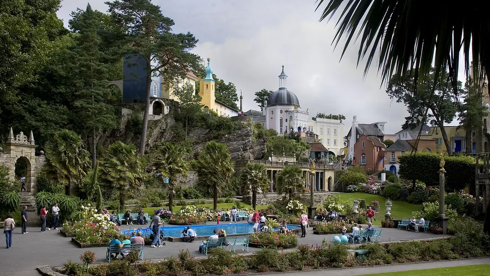Portmeirion destination photo: Portmeirion view of central plaza