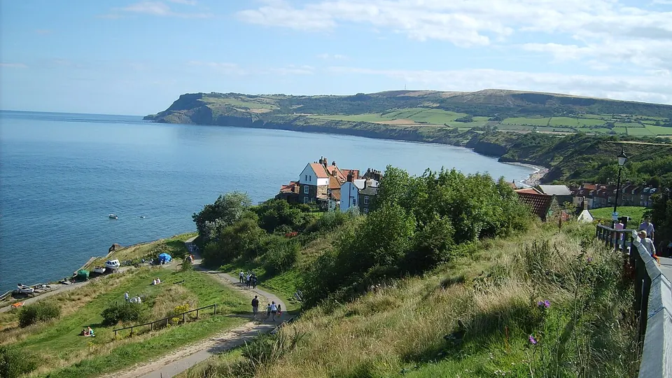 Robin Hoods Bay destination photo: Robin Hood's Bay 01