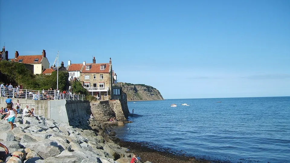 Robin Hoods Bay destination photo: Robin Hood's Bay 03