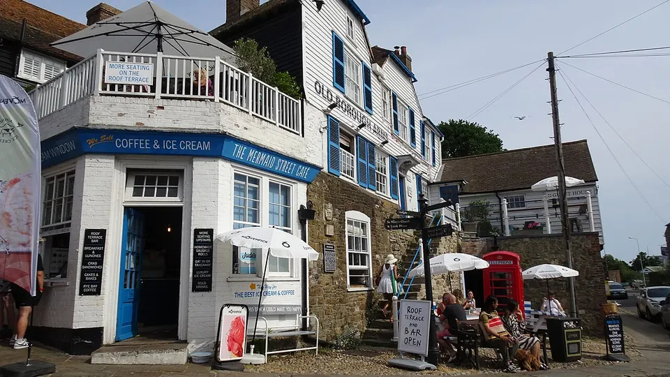 Rye destination photo: Mermaid Street Cafe Strand Quay, Rye, East Sussex TN31 7AY