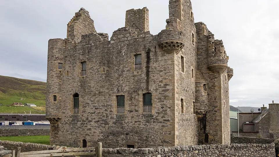 Shetland destination photo: Scalloway Castle Shetland 2017 01