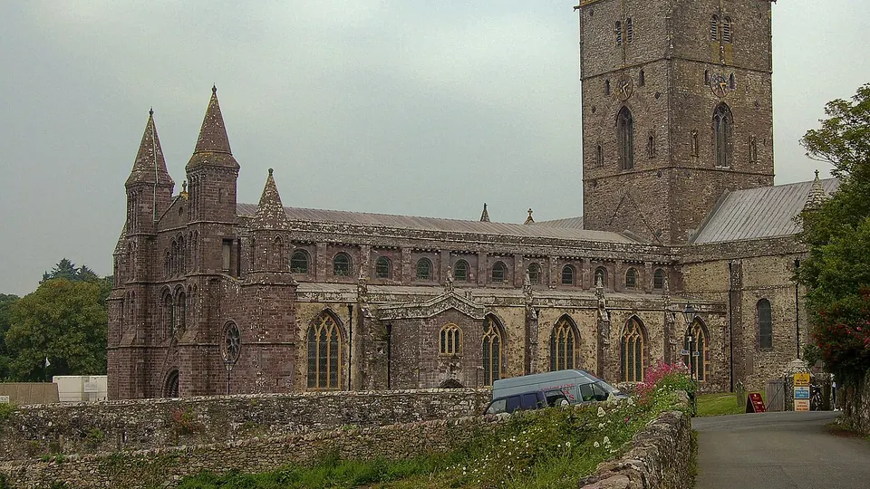 St Davids destination photo: St Davids Cathedral Wales Pembrokeshire