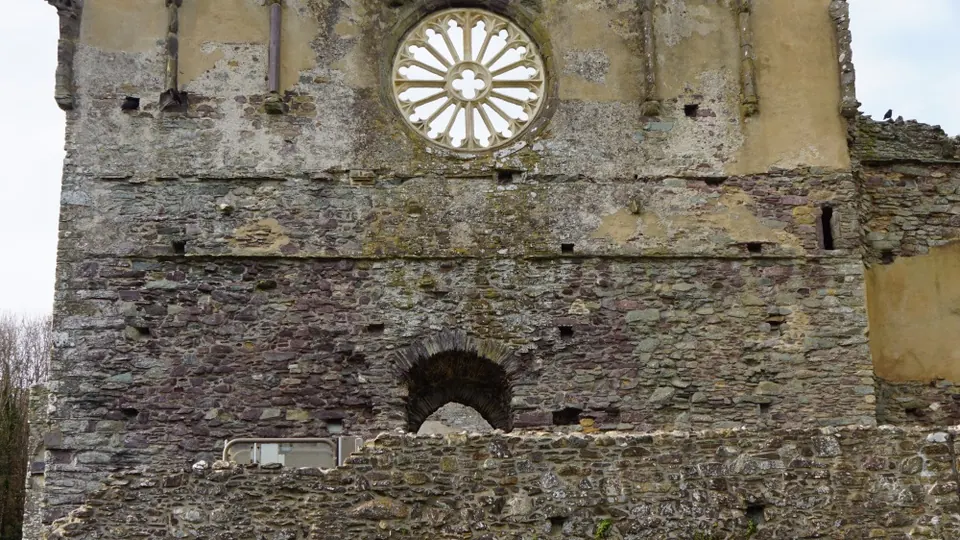 St Davids destination photo: St. Davids Bishop's Palace 20171017 Great Hall exterior from east