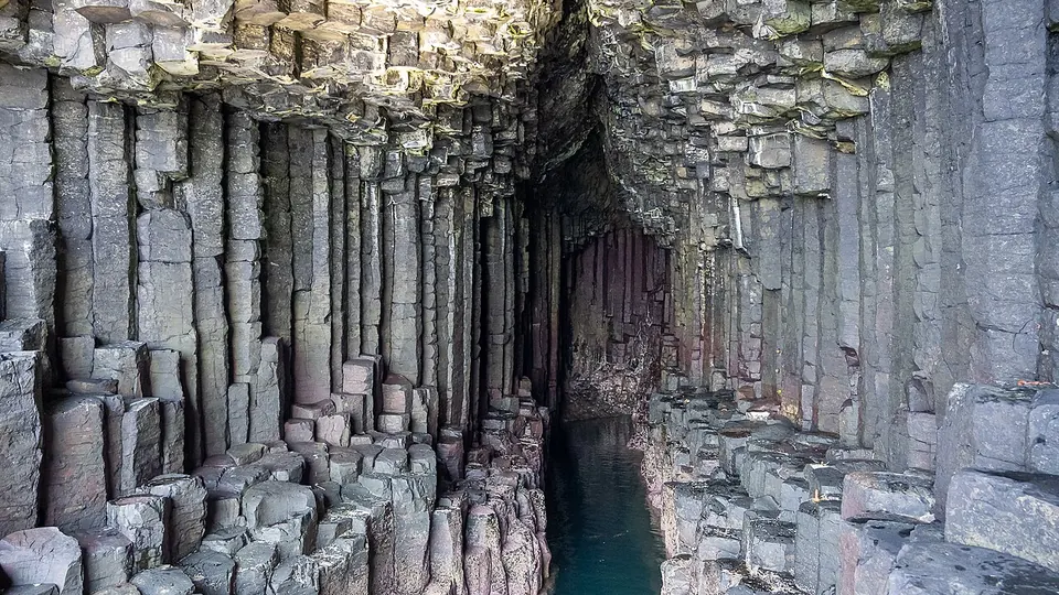 Staffa and Fingals Cave destination photo: Fingal's Cave, Staffa National Nature Reserve, Isle of Staffa, The Inner Hebrides, Scotland