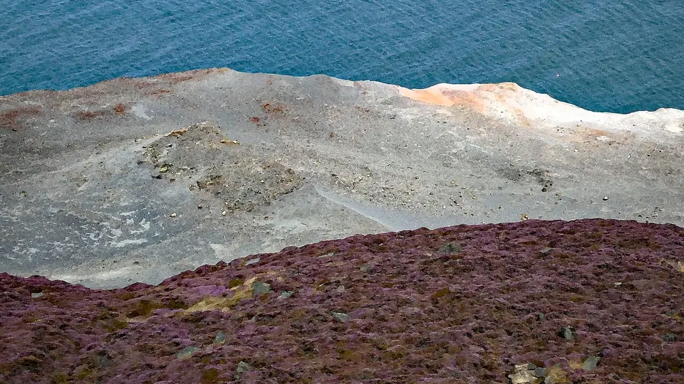 Staithes destination photo: View down Heather cliffs, Yorkshire coast