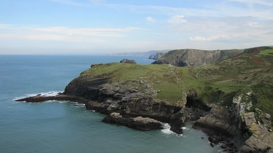 Tintagel destination photo: Tintagel Coast, Cornwall (461264) (9456393433)
