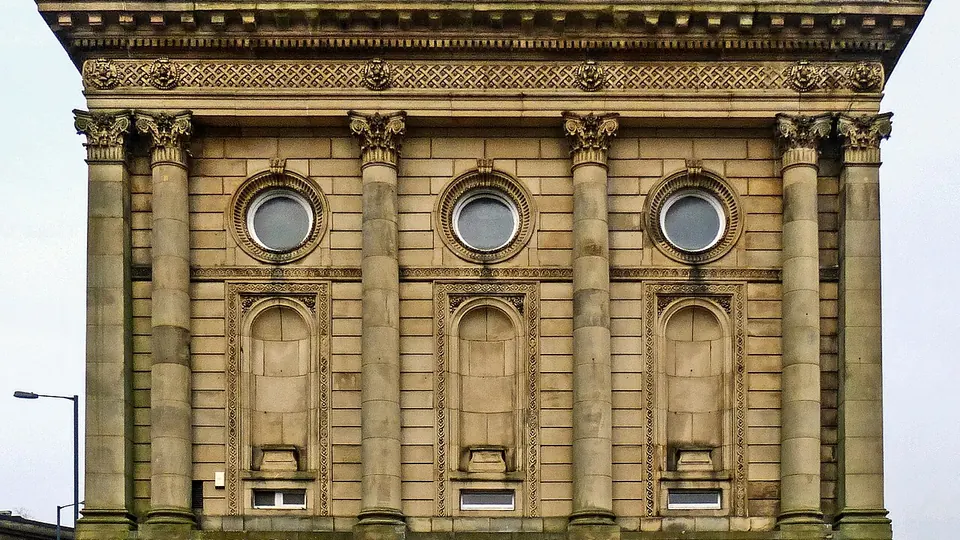 Todmorden destination photo: Todmorden Town Hall (13567831183)