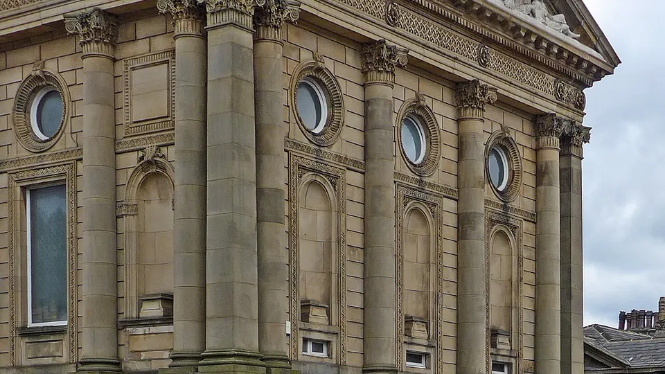 Todmorden destination photo: Todmorden Town Hall (16618139633)