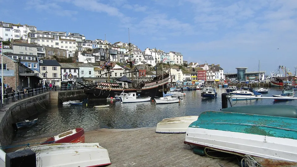 Torquay and the English Riviera destination photo: Brixham Harbour from the Slipway