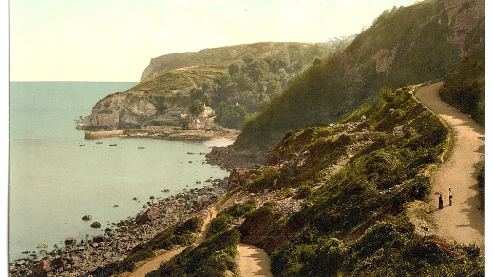 Torquay and the English Riviera destination photo: Approach to Babbacombe Beach, Torquay, England-LCCN2002708180