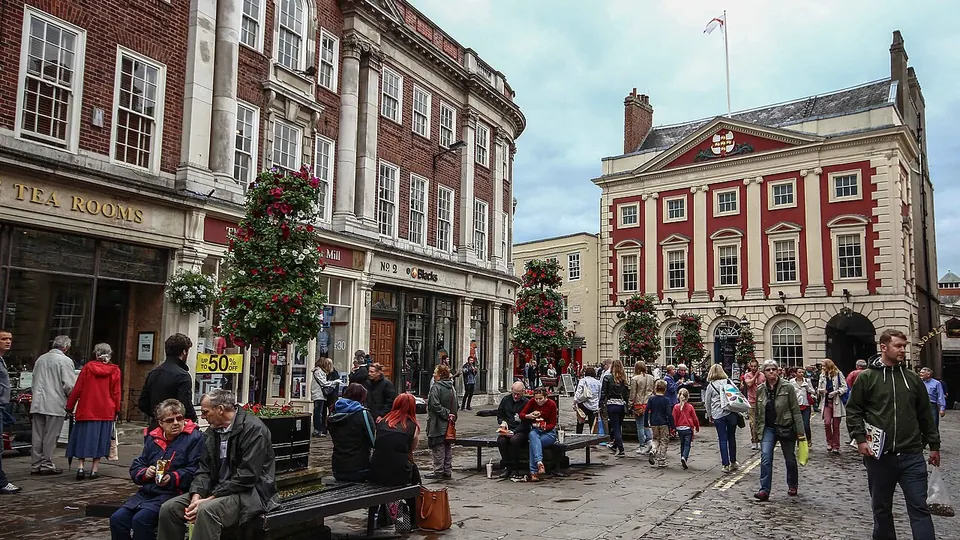 York destination photo: St Helen's Square, York