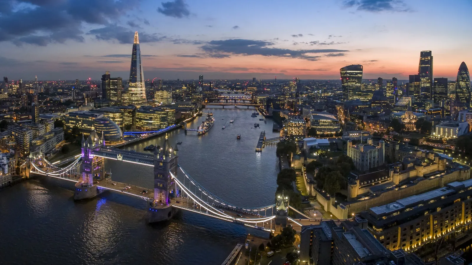 London, England destination view